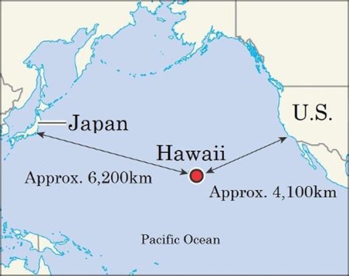 Is Hawaii closer to California or Japan?