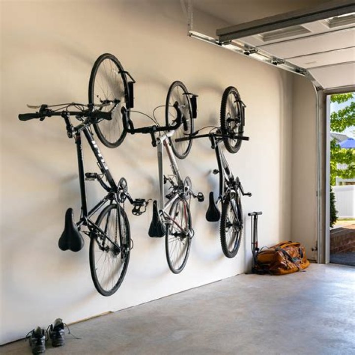 Is it OK to hang your bike by the wheel?