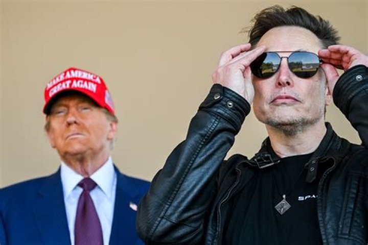 Is Jeff Bezos richer than Elon Musk?