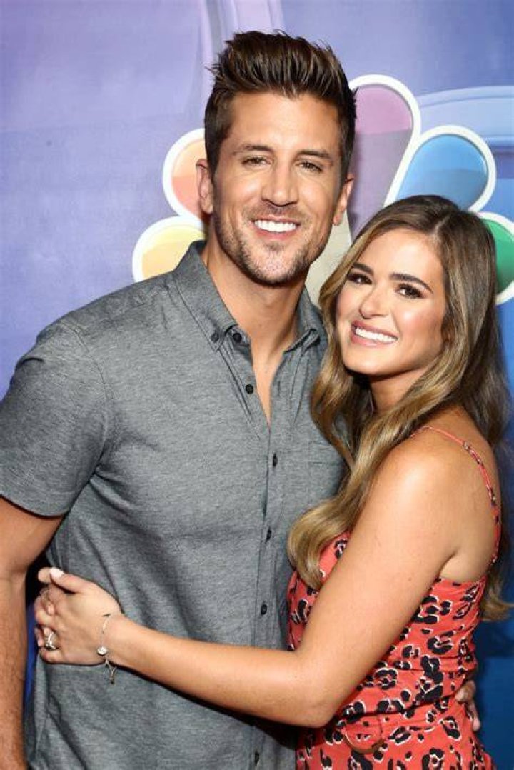 Is JoJo Fletcher engaged?