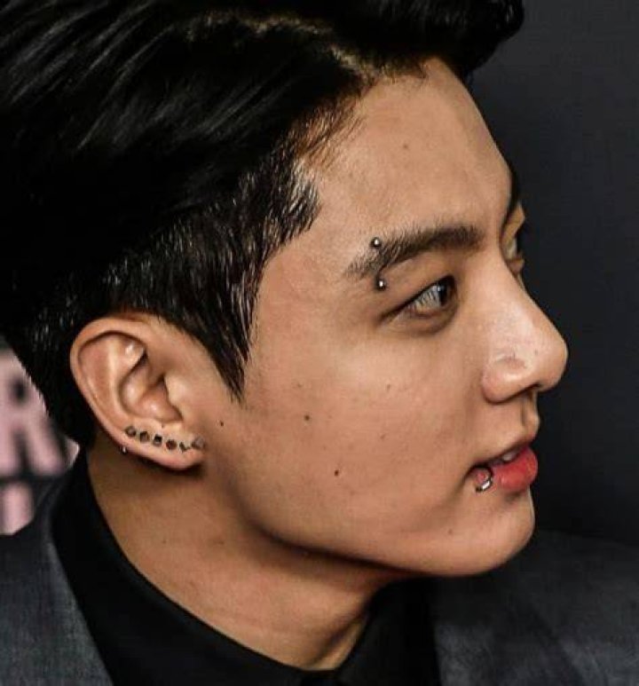Is Jungkook eyebrow pierced?