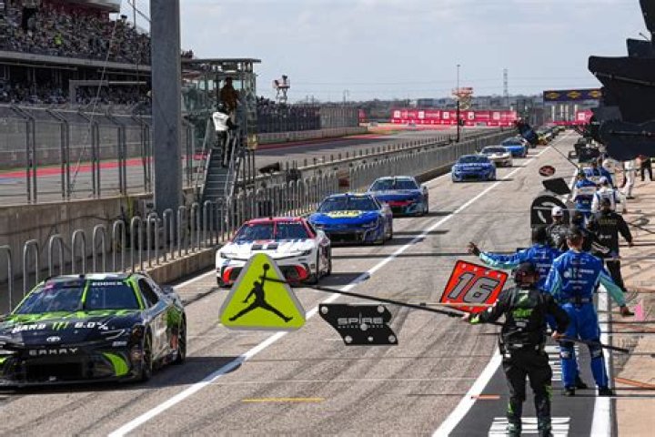 Is NASCAR more popular than NFL?