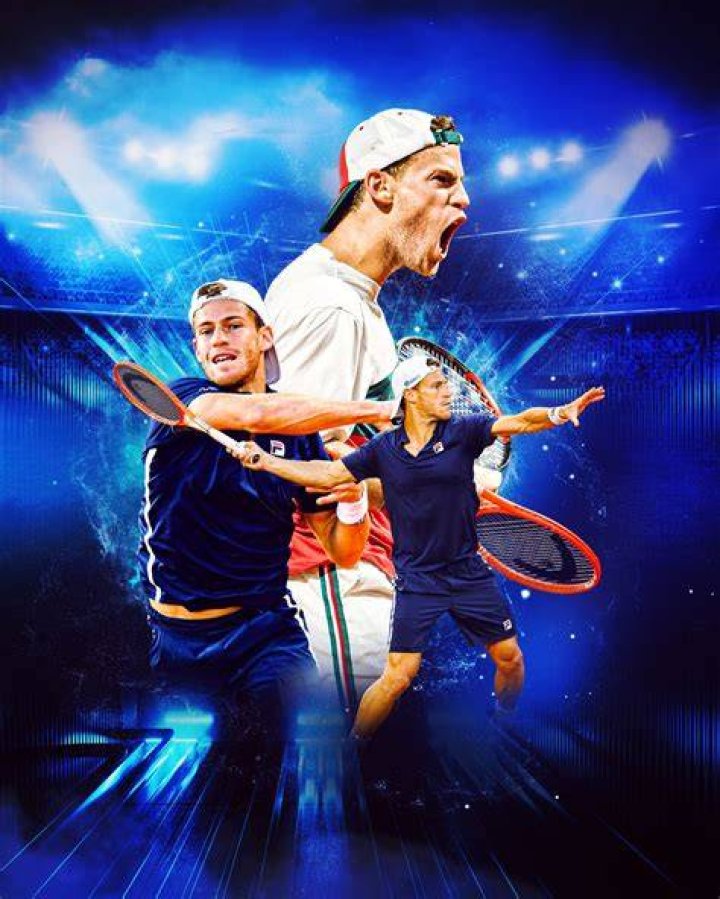 Is Schwartzman a little person?
