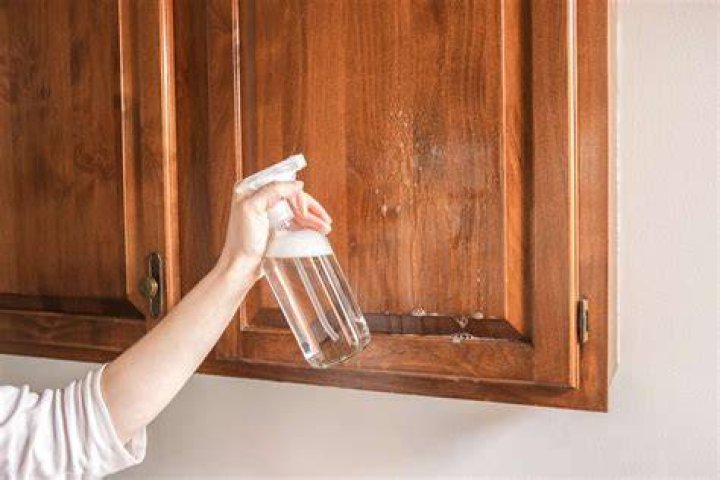 Is Simple Green good for cleaning wood cabinets?