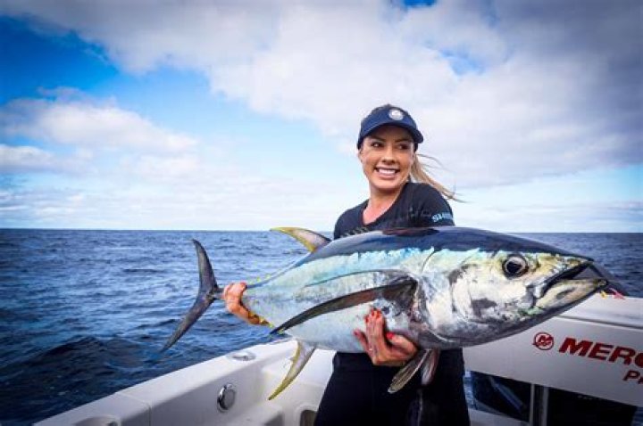 Is skipjack or albacore tuna better?