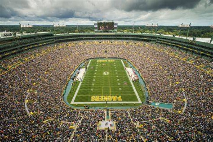 Is the field at Lambeau heated?