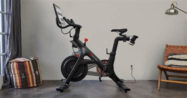 Is there a monthly fee for Peloton?
