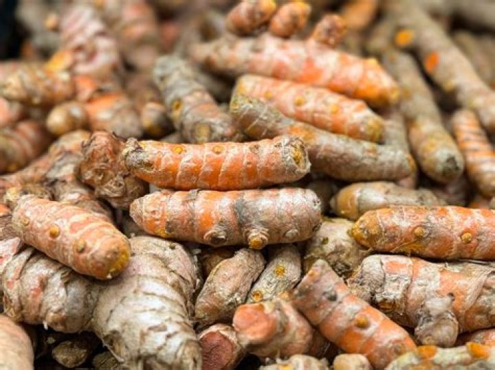Is turmeric a DHT blocker?