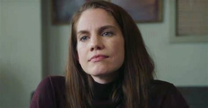 Is Vivian real in Inventing Anna?