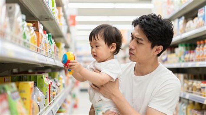 Should a 3 year old still be in diapers?