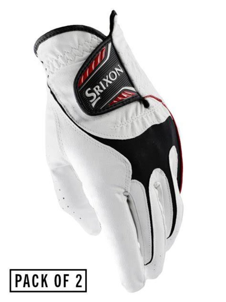 Should I wear 2 golf gloves?