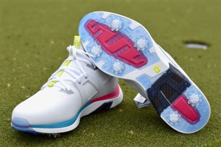 Should you buy golf shoes a half size bigger?