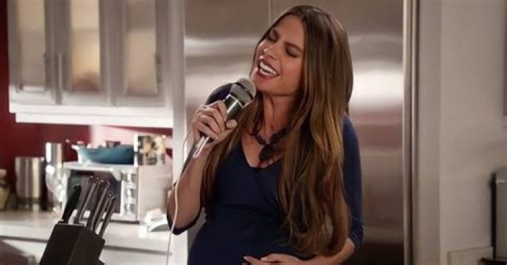Was Gloria on Modern Family really pregnant?