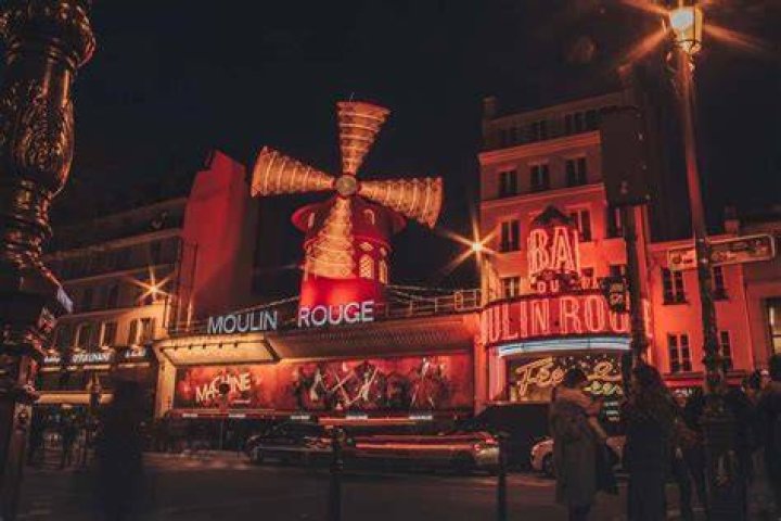 Was there a real Moulin Rouge?