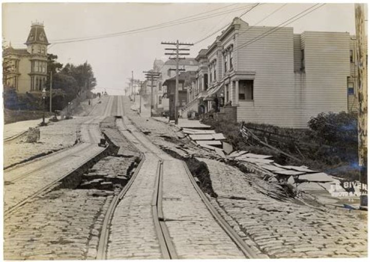 Was there a tsunami in the 1906 San Francisco earthquake?