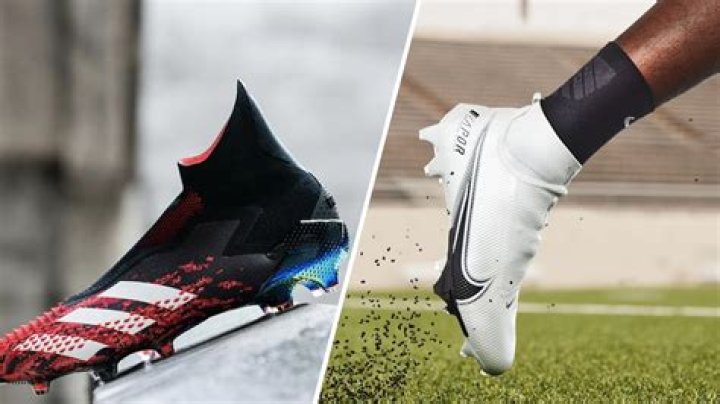 What's the difference between soccer shoes and football shoes?