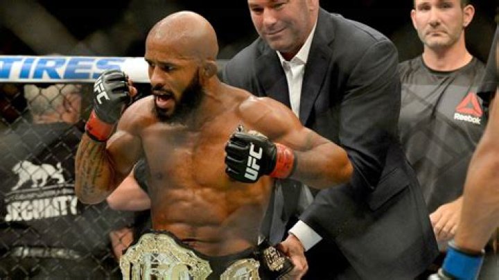 What's the lowest paid UFC fighter?