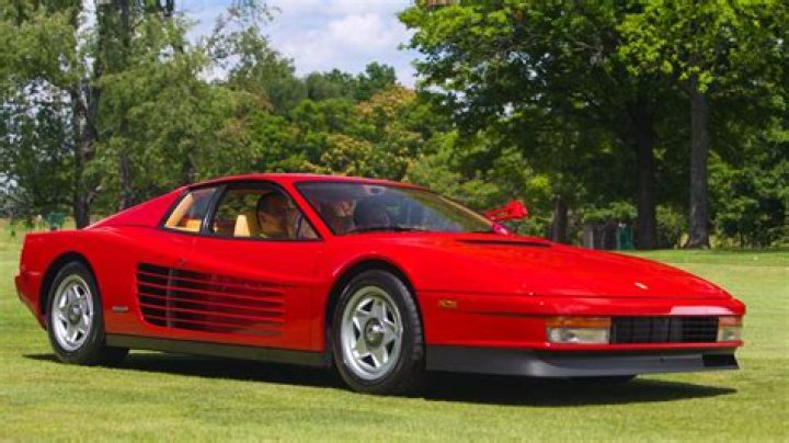 What animal is on a Ferrari?
