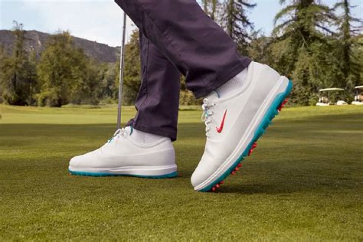 What are golf shoes for?