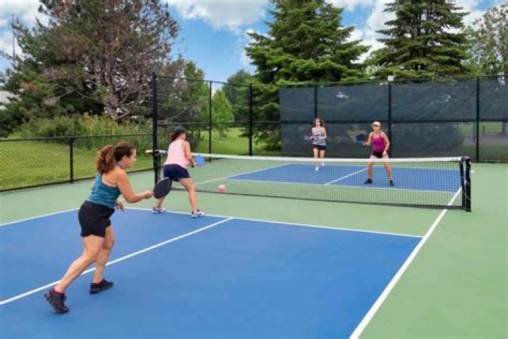 What can you play on a pickleball court?