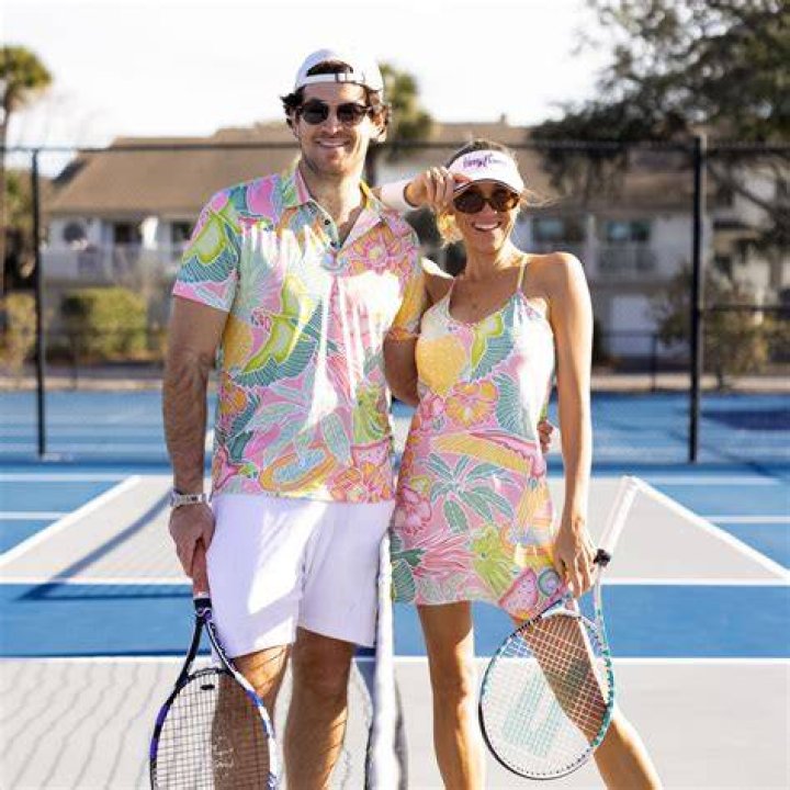 What clothing and shoes are recommended for pickleball?