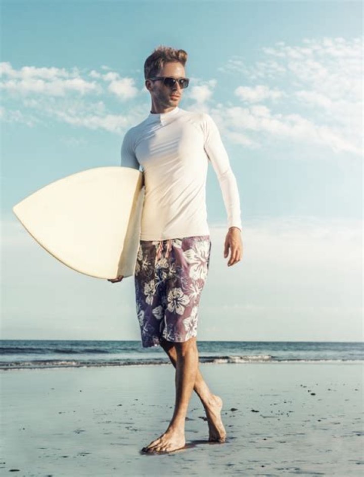 What do surfers put on their face?