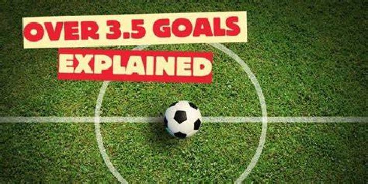 What does over 3.5 goals mean?