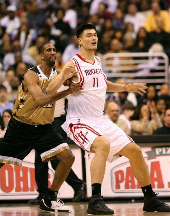 What does Yao Ming eat?