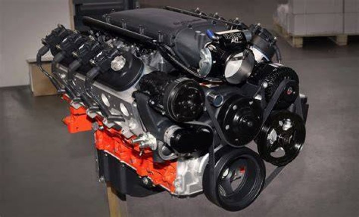 What engines do late models use?