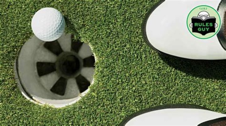 What happens if you tie a hole in match play?