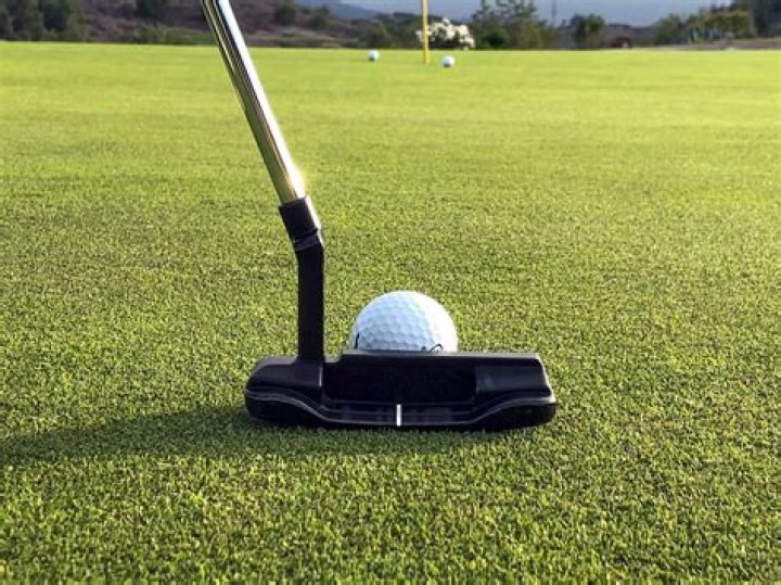 What is an anchor putter?