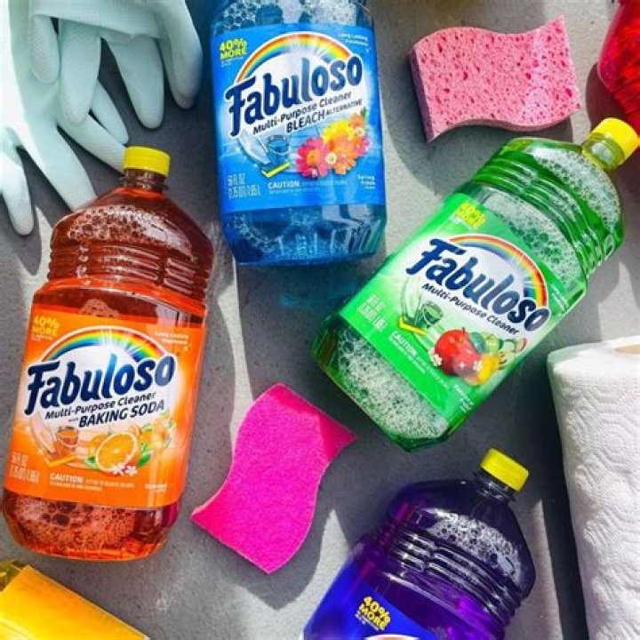 What is Fabuloso laundry cleanser?