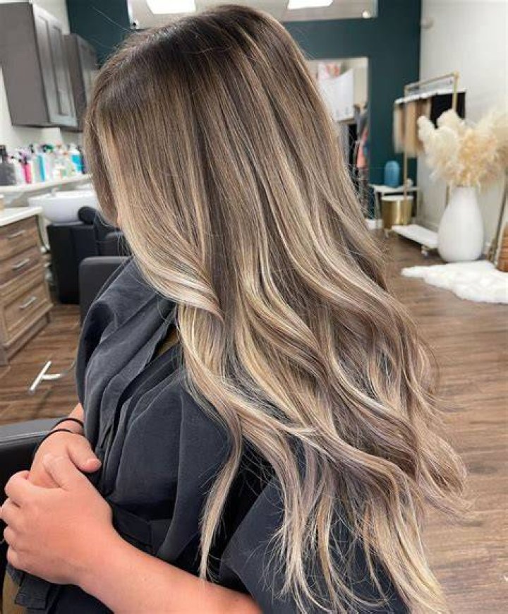 What is honey balayage?