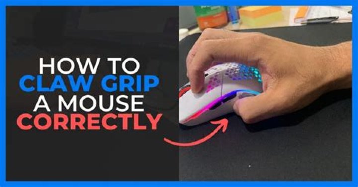 What is mouse claw grip?