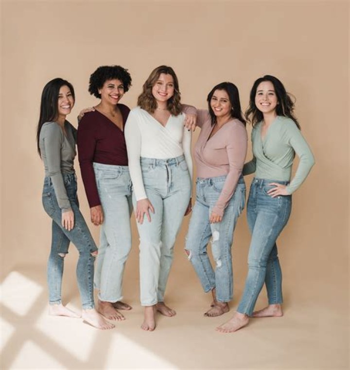 What is petite body shape?