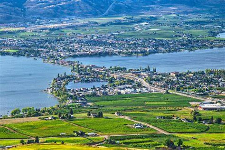 What is the closest city to Osoyoos?