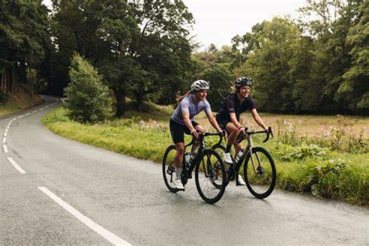 What is the fastest anyone has ridden a bicycle?
