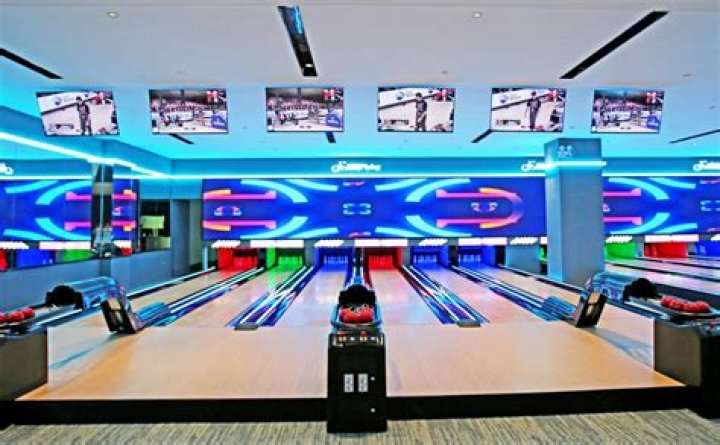 What is the key pin in bowling?