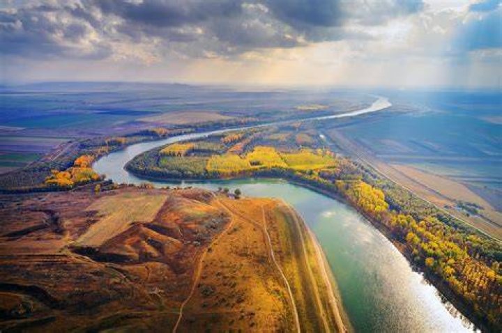 What is the longest field gold?