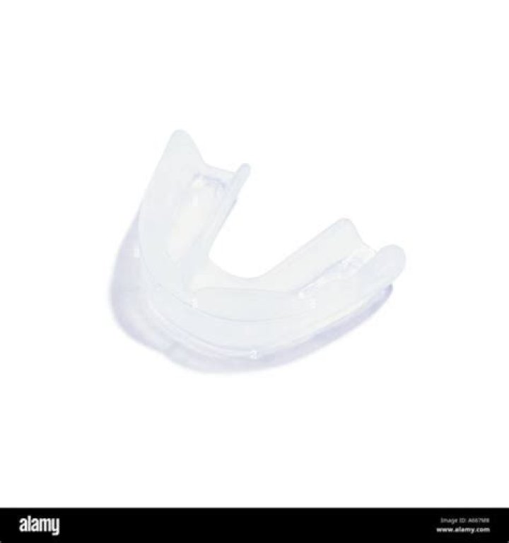 What is the point of a gum shield?