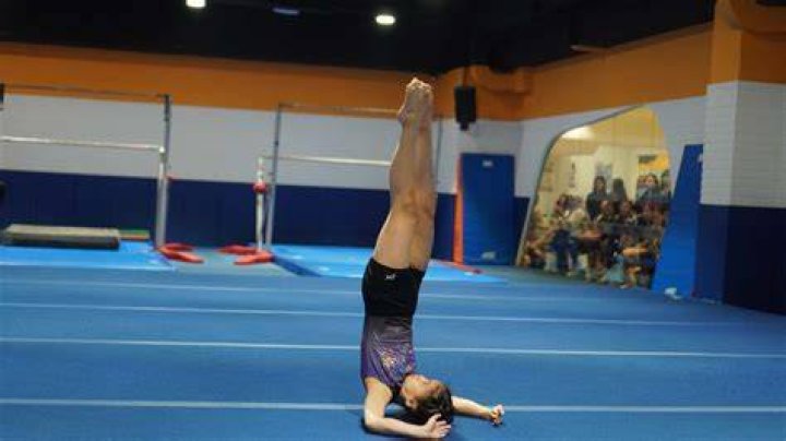 What kind of powder is used in gymnastics?
