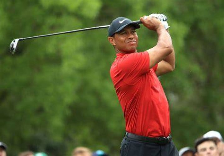 What sport dies Tiger Woods play?