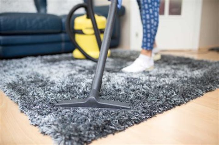 What takes yellow out of carpet?
