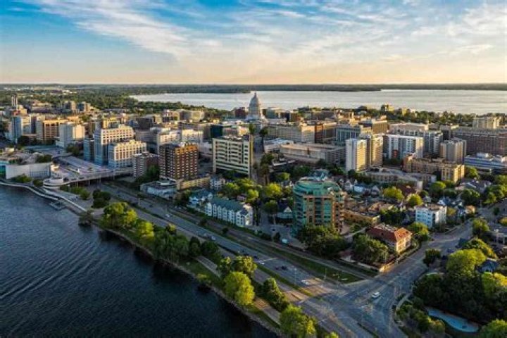 What town is the center of Wisconsin?