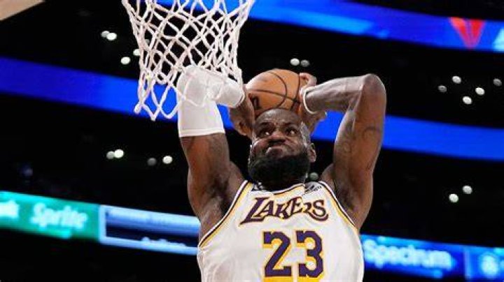 When was dunking illegal in NBA?