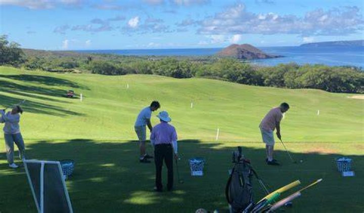 Where does PGA play in Hawaii?