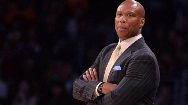 Where is Byron Scott now?