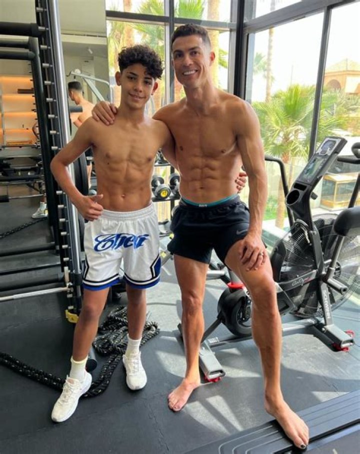 Where is cr7 father from?