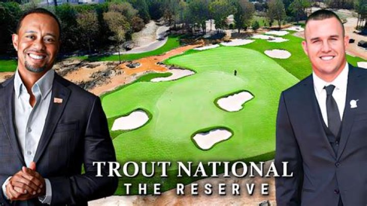 Where is Tiger Woods golf course located?