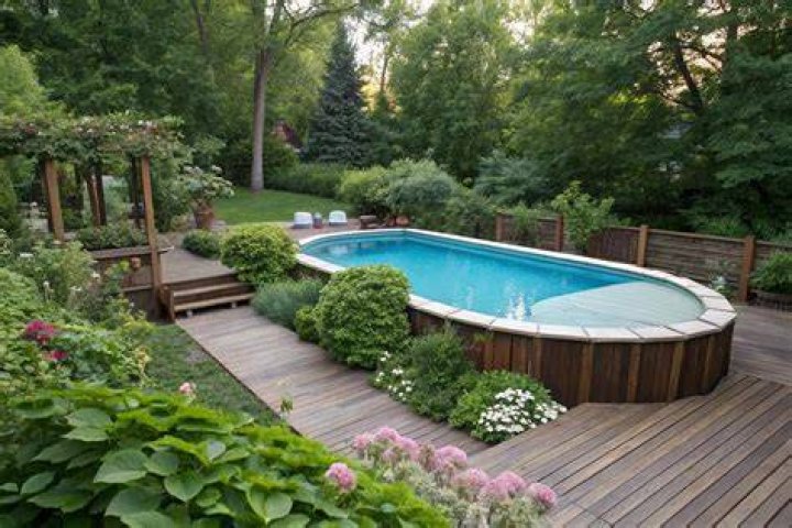 Which country invented swimming pools?
